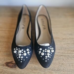 Unisa Black Flats with Decorative Toe